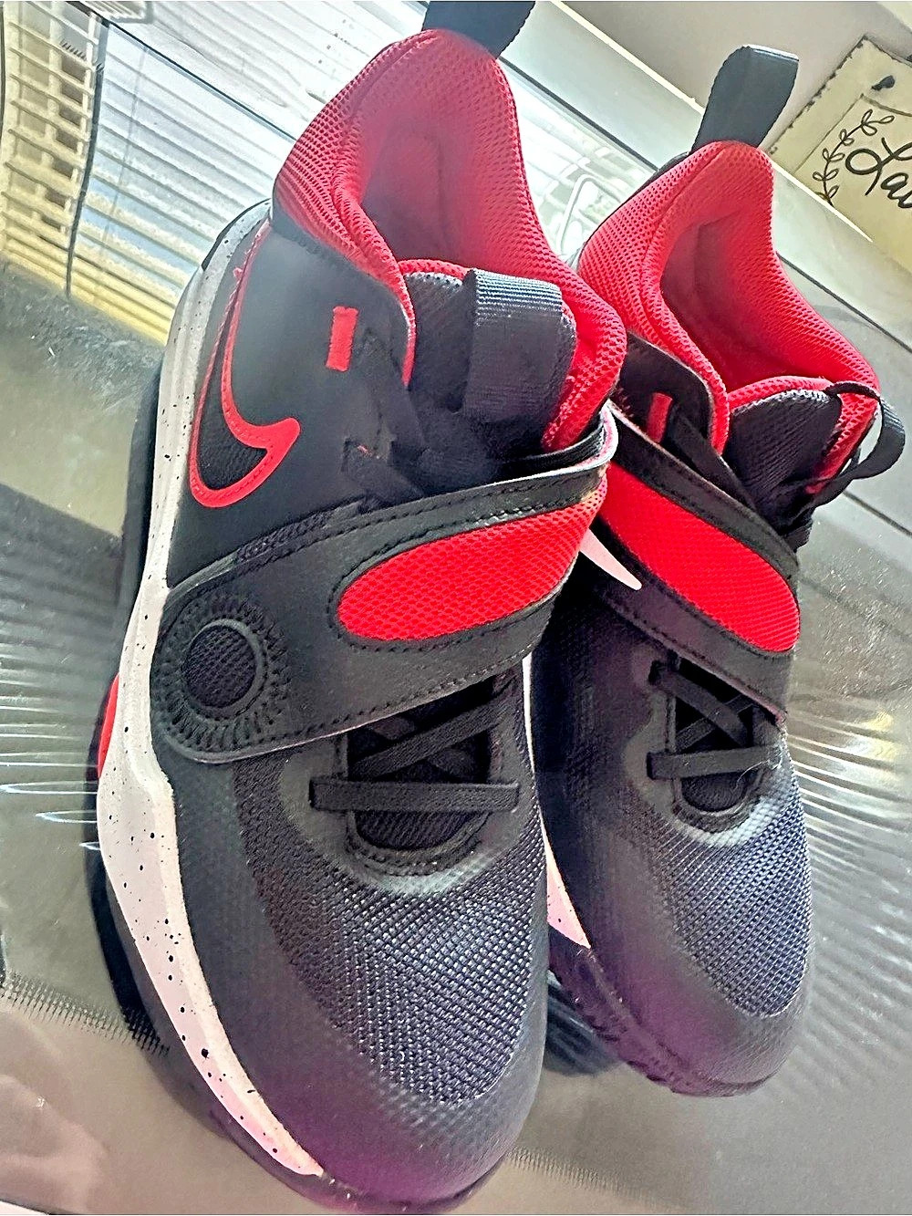 Nike Team Hustle D 10 FlyEase Black & Red Sneakers Size 5